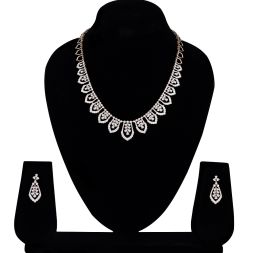 Classic Elegance Diamond and Emerald Necklace Set