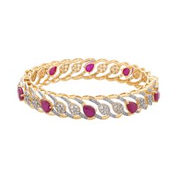 Exquisite 18KT Yellow Gold Diamond Bangle