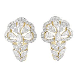 Breathtaking Diamond and Yellow Gold Earrings