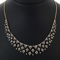 Glorious Necklace in Yellow Gold