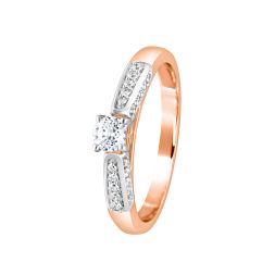 Gleaming 18KT Rose Gold Ring