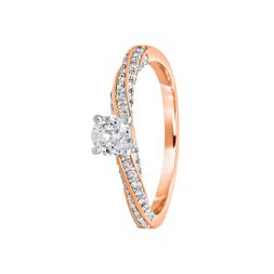 Gleaming Solitaire Ring